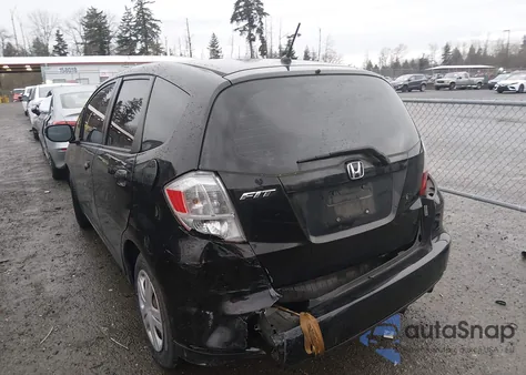 2010 Honda Fit z USA, uszkodzony, nr VIN JHMGE8H20AC015584